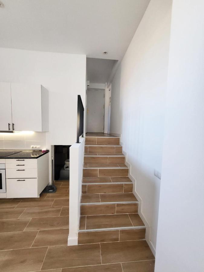 Bonito Piso A 300 M De Metro Garcia Noblejas Appartement Madrid